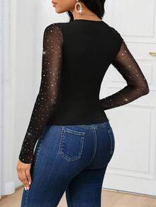 SHEIN Lady Blusa ajustada de moda con cuello de volantes de malla con aplicaciones de strass - Negro - Ver 2