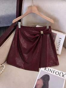 Franclia Women's Solid Color Metal Decor Casual Versatile Date Night Outing Mini Skirt - Burgundy - View 1