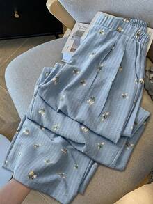 SHEIN Essnce 大码女装春夏时尚休闲宽松舒适清爽日常百搭黑色小碎花纹理面料弹力腰阔腿裤，女式下装，宽松裤，可爱夏季穿搭，欧洲夏季，度假服装，机场女装 - 淺藍色 - 查看 1