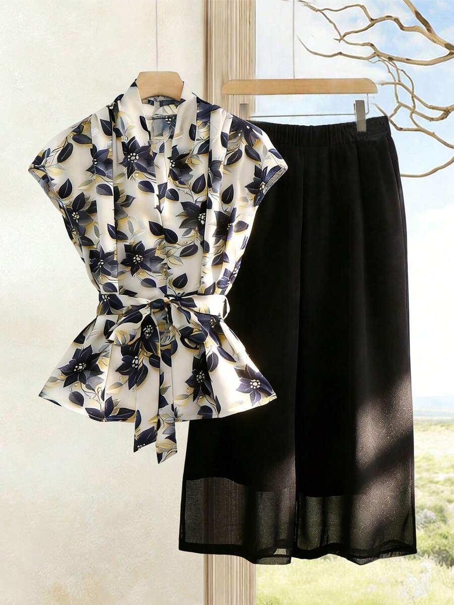 Franclia Navy Blue And White Floral Print Pleated Short Sleeve Shirt & Elastic Waist Double-Layer Capri Pants 2-Piece Set,Women Summer Elegant Office Outfits - Multicolor - View 1