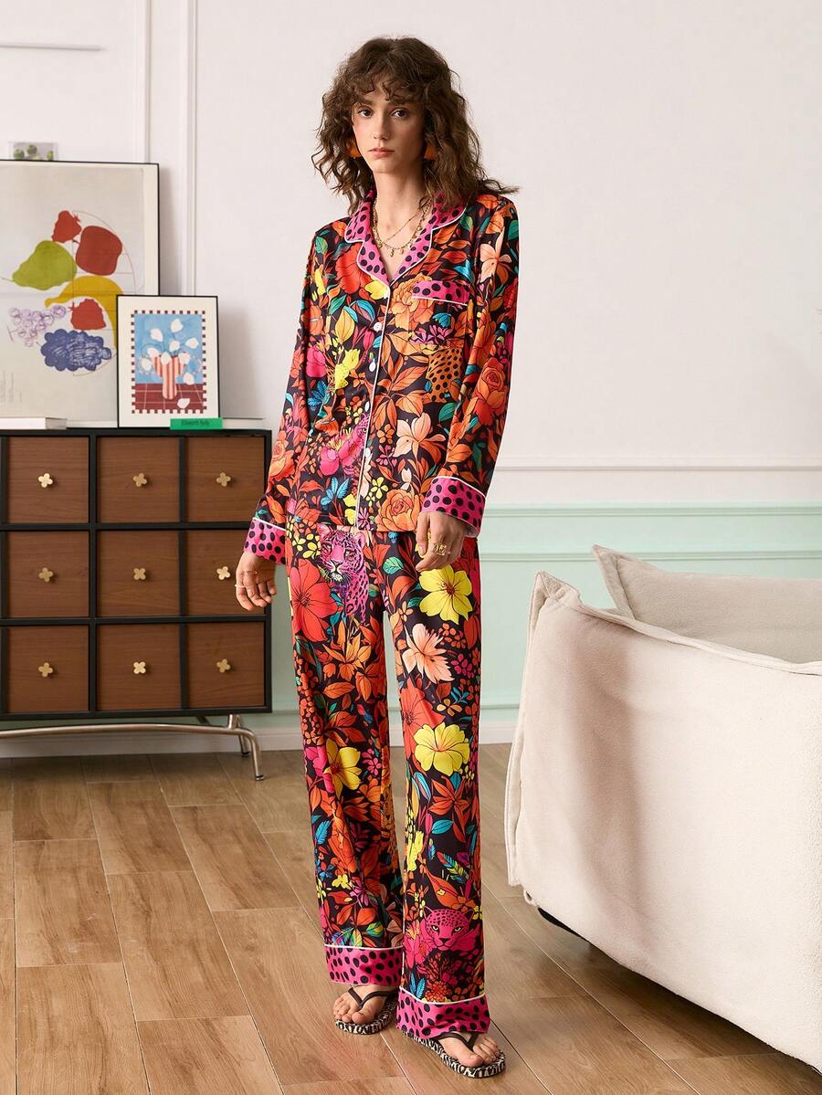 Chillnights 豹纹花卉印花翻领长袖长裤女士睡衣套装 - 玫紅色 - 查看 1