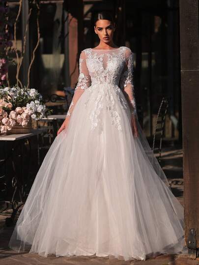 Glamrae Váy cưới dài tay màu trắng thanh lịch, sang trọng, lãng mạn, cổ chữ V, chất liệu ren Pháp, phối lưới, xếp ly, hở lưng, dáng chữ A, dài đến sàn.