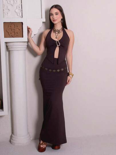 Duda Rubert 1. 春夏女士金属扣装饰露背性感上衣和中低腰美人鱼下摆针织裙两件套，棕色套装，度假套装，露背针织套装