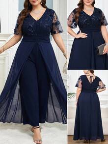 Reflora Macacão plus size elegante com bordado floral e patchwork em tule, ideal para o verão. - Azul - Ver 2