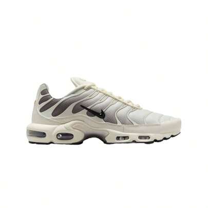 Nike Air Max Plus Tn Men's Beige Running Trainers Beige DM0032