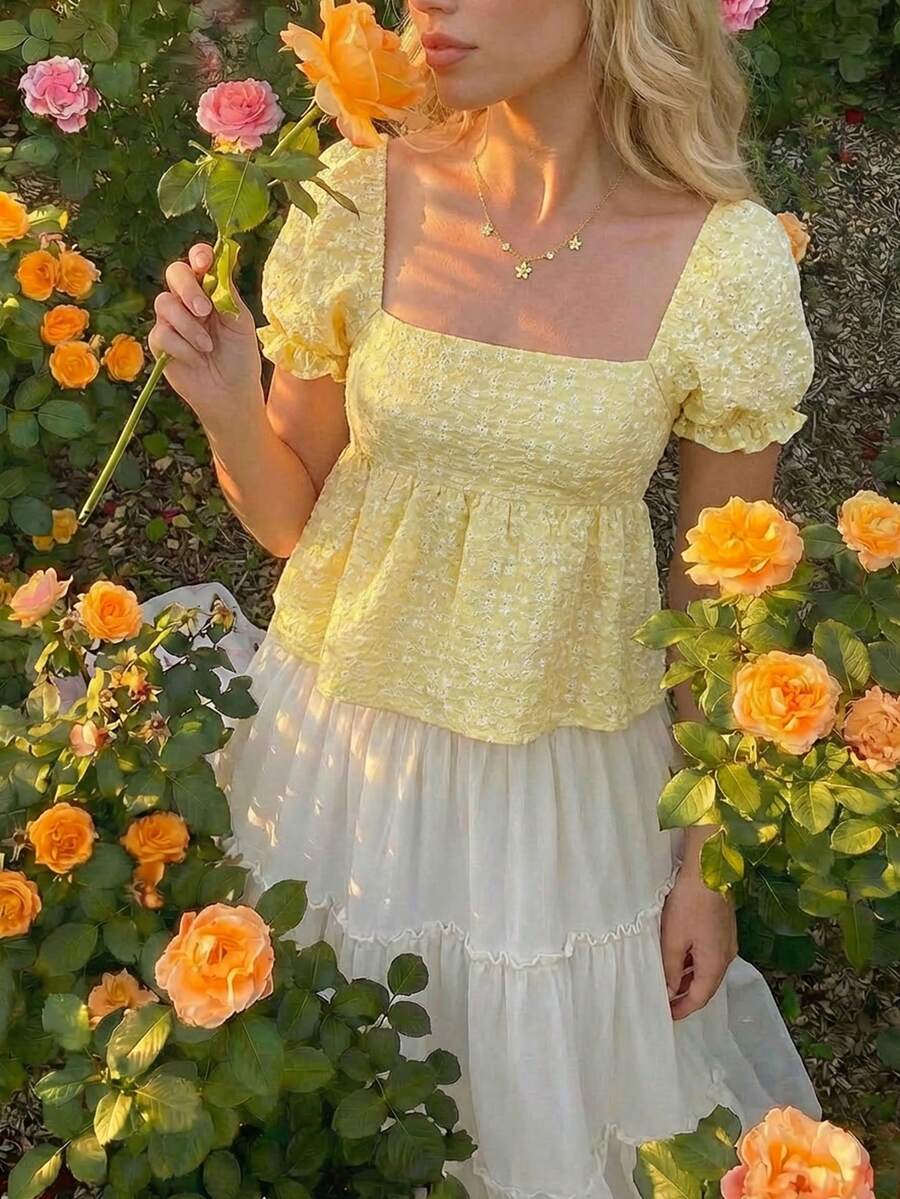 SHEIN MOD 黄色纱线染色提花短袖娃娃衫 – 可爱、约会、派对、女士春夏装、春假、度假、野餐、节日、生日等场合的理想选择。这款上衣采用宽松领口和泡泡袖设计，风格百搭，适合各种场合。黄色夏季上衣，黄色娃娃衫，适合夏季穿着，田园风。 - 黃色 - 查看 1