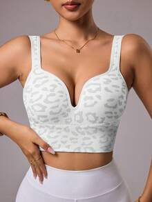 SHEIN Sovereign Charm 无缝豹纹运动文胸吊带背心 女士上衣 带衬垫文胸 运动上衣 内置文胸 豹纹文胸 运动文胸 带衬垫文胸上衣 - 彩色 - 查看 4