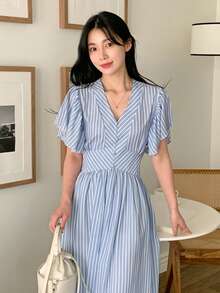 Strévra Women's V-Neck Ruffled Shoulder Cinched Waist Striped Pleated Mid-Length Dress - Blue - View 7