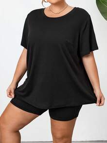 SHEIN CURVE+ CURVE 4件套加大码女式纯色短袖T恤和七分裤套装，Curve Plus，Hoho Vacation沙滩装/沙滩裙/沙滩度假装/沙滩必备/毕业典礼/下午茶派对礼服 - 黑色 - 查看 7
