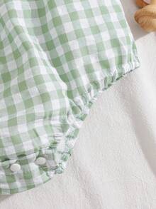 SHEIN Vintaside Kids 2件套女婴时尚可爱条纹露肩连体衣和发带套装，夏季派对 - 綠色 - 查看 8