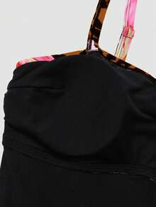 SHEIN Swim Oasis 大码扭腰连体泳衣 + 高档半裙雪纺罩衫 - 棕色 - 查看 5