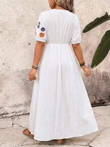 EMERY ROSE Plus Size V-Neck Embroidered Petal Sleeve Loose Long Dress - White - View 2
