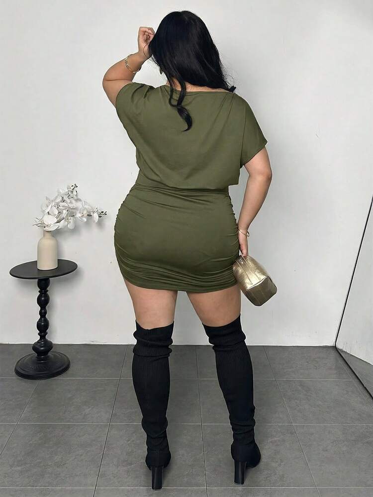 Firerie Plus Size Women Solid Color Ruched Fashionable Date Party Dress - Green - View 4