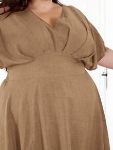Plus Size V-Neck Solid Color Short Sleeve Casual Dress, Simple & Fashionable For Everyday Wear,Valentine - Khaki - View 3