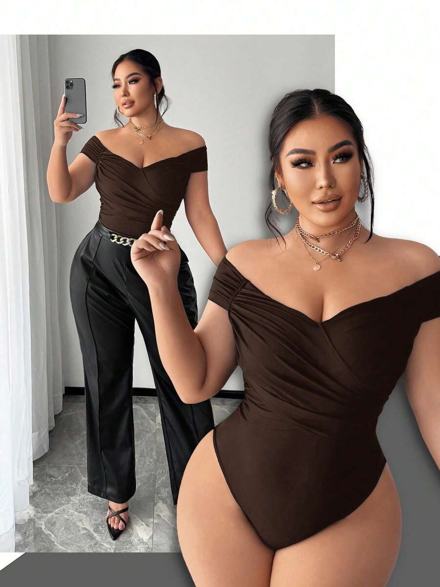 SHEIN SXY 大码女士性感露肩交叉褶皱连体衣,适合街头、休闲、性感、日常旅行、购物、约会等场合,穿着清爽舒适,易于搭配,显瘦,凸显身材,修饰身形。 - 咖啡棕 - 查看 1