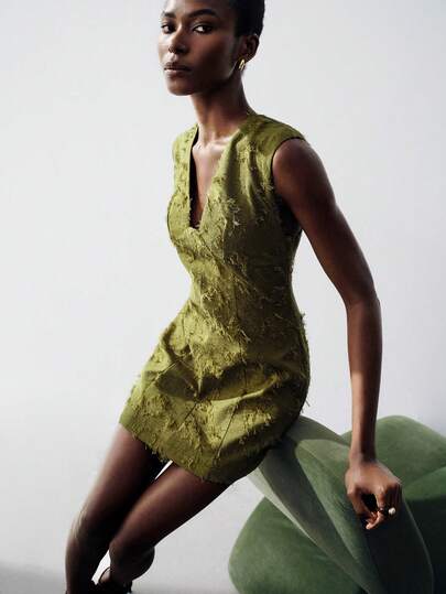 Aveloria Modichic Embroidered Vintage-Style Sleeveless V-Neck Midi Dress, Moss Green, Linen Blend Fabric, Casual Gatherings, Elegant & Flattering