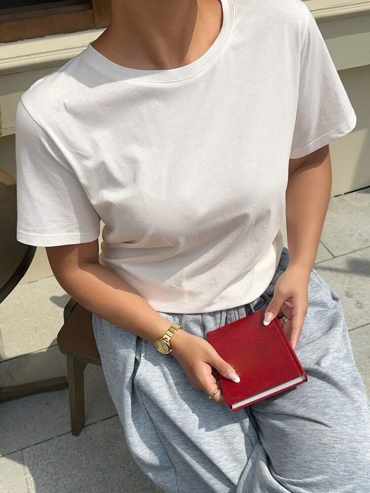 Dazy Plus Plus Size Women's Solid Color Casual Round Neck All-Match Versatile Short Sleeve White T-Shirt, Spring/Summer
