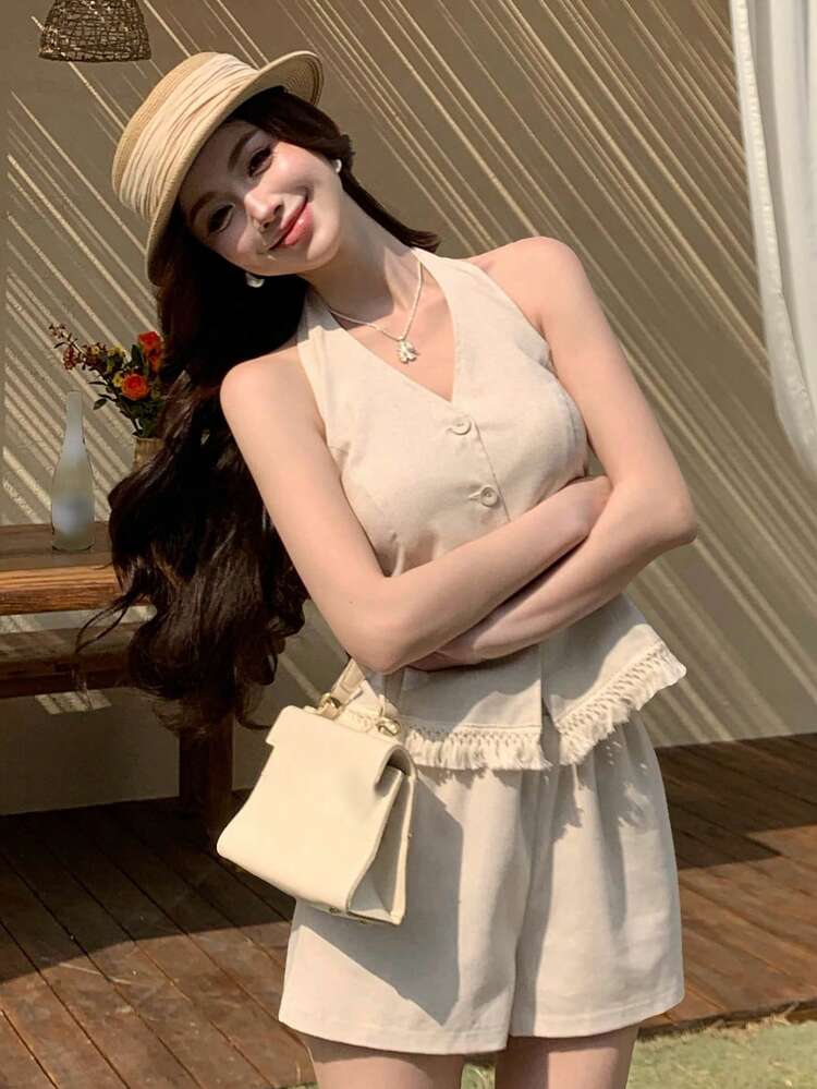 Spring & Summer Solid Color Fashionable Hollow Lace Patchwork Collegiate Style Back To School, Valentine's Day, Wedding Party, Elegant Commute Vest-Style Cardigan, Crop Top & Shorts 2-Piece Set For Women