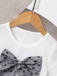 SHEIN 2件套 女童Y2K可爱蝴蝶结圆领短袖露脐针织T恤上衣+灰色蝴蝶结百褶迷你裙套装 - 彩色 - 查看 4