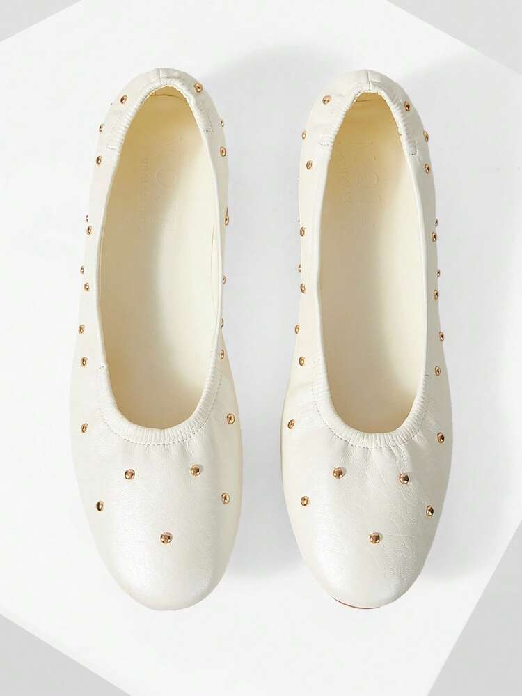 WOMEN SHOES FRENCH RETRO HIGH-QUALITY PU LEATHER RIVET PLEATED ROUND TOE FLAT-SOLED SHOES, WHITE VERSATILE ELEGANT SLIP-ON LIGHT NON-SLIP SIMPLE FASHION DOUDOU SHOES SPRING SHOES
