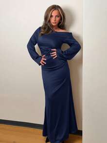 Jeta Ari 优雅缎面不对称褶皱喇叭袖长款连衣裙，收腰设计，适合情人节、婚礼宾客等场合穿着。 - 藏蓝色 - 查看 6