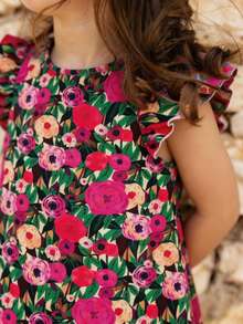 Emery Rose Kids 女童雪纺碎花圆领荷叶边下摆休闲连衣裙 - 米色 - 查看 5