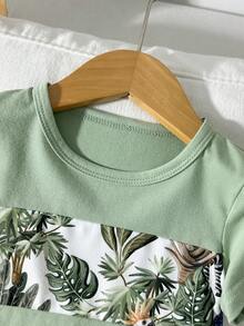 SHEIN Playful Pals 2件套婴儿男童可爱卡通动物和热带植物印花短袖T恤和印花短裤套装，适合春夏外出和日常穿着，婴儿夏季服装，可爱的男童动物印花套装 - 綠色 - 查看 7