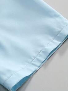 Manfinity RSRT Bộ đồ nam màu trơn, tay ngắn cài một hàng khuy và quần short, kiểu dáng thường ngày, thích hợp cho kỳ nghỉ. - Màu xanh nhạt - Xem 4