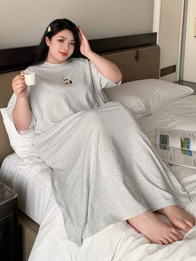 Dazy Plus 루즈핏 긴 카툰 그래픽 크루넥 티셔츠 스타일 나이트드레스, 사계절 파자마