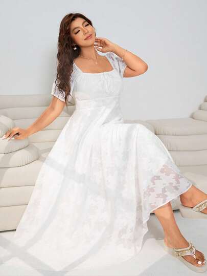 Solflare Plus Size Women's Solid Color Square Neck Short Sleeve Elegant Spring/Summer Dress