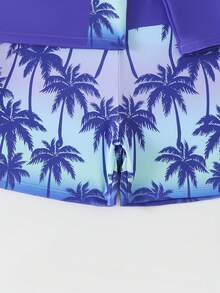 SHEIN 两件套男童泳衣套装，酷炫冲浪风格，紫色主体印有白色“SURF”字母，侧边和袖子饰有渐变蓝紫色棕榈树印花，渐变蓝色上衣饰有紫色棕榈树图案，搭配紫色泳裤，针织数码印花，时尚休闲，适合游泳、夏季度假、海滩、泳池派对等场合。 - 彩色 - 查看 5
