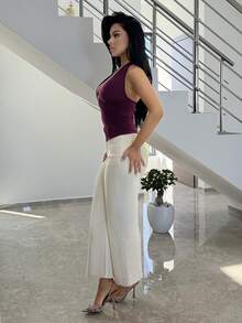 Vassilux Women's Purple New Year Party Fashionable Sexy Solid Color Metal Button Decorated Backless Tank Top/Summer / New Year's For Women/Party Top For Women / Red Tops For Women/Casual Women's/Going Out Tops For Women/Night Out/Color Of The Year 2026/New Year Look Women 2026/Cute Tops,Tank Top - Red Violet - View 4
