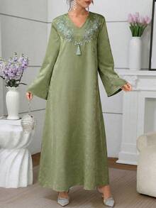 Al Najma Luxurious Embroidered & Beaded Long Sleeve Maxi Dress, Turkish & Arabic Traditional Style - Green - View 4