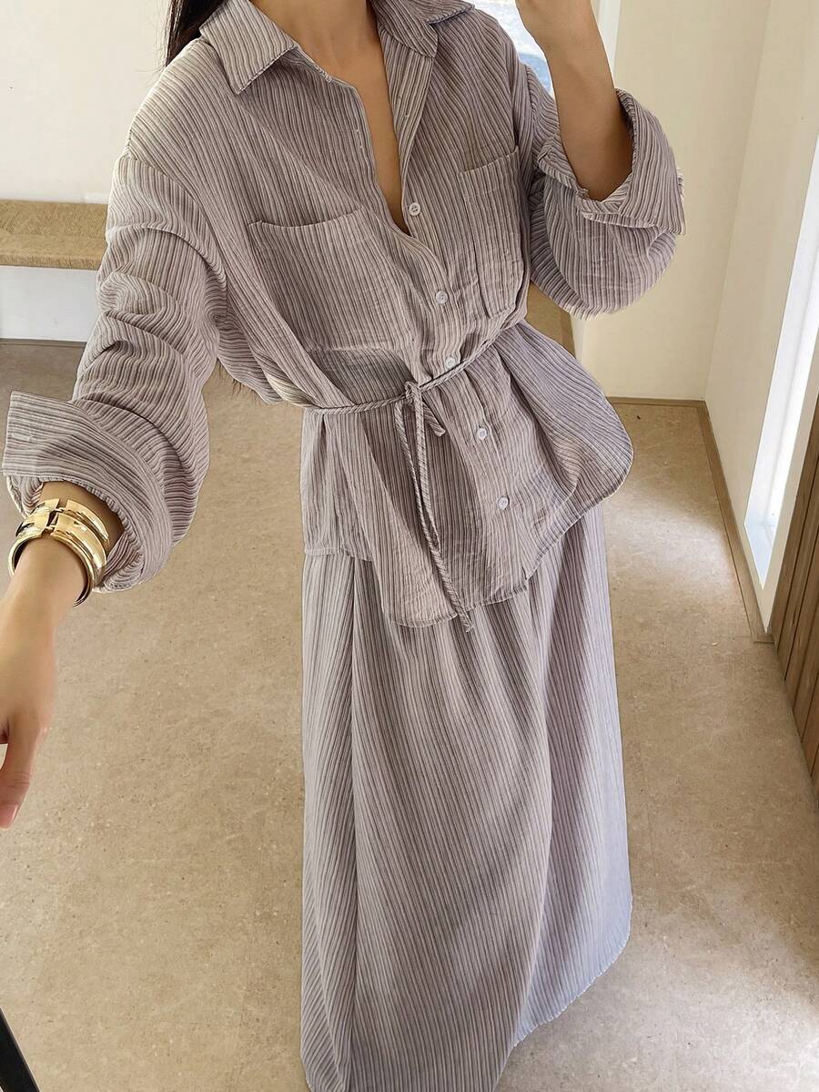 DAZY 女士休闲度假系带条纹衬衫上衣和半裙两件套，春夏女士家居服套装 - 棕色 - 查看 1