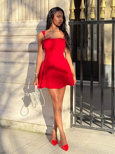 Mima John 情人节浪漫红色细肩带蝴蝶结紧身鱼尾迷你连衣裙女士派对太阳裙