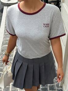 Dazy Plus 撞色字母印花圆领休闲短袖T恤，女士大码春夏款 - 灰色 - 查看 7