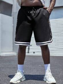 Manfinity Campus Court Plus Size Men's Slant Pocket Striped Print Drawstring Waist Shorts - Black - View 3