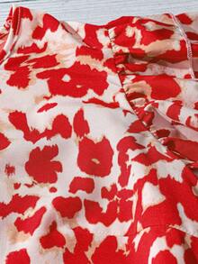 SHEIN Clasi Plus Size Minimalist Printed Round Neck Shirt - Red - View 4
