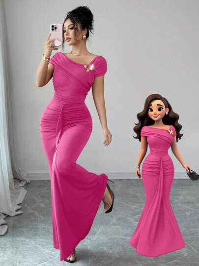 Modelyn Đầm ôm dáng thanh lịch, xếp ly, trang trí khóa kim loại bất đối xứng dành cho nữ.