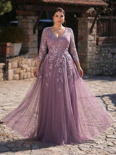 Serin Plus Size Elegant Luxury Beaded Embroidered V-Neck 3/4 Sleeve Applique Mesh Hem Dress, Suitable For Evening Party, Gala, Wedding, Music Festival, Mother Of The Bride Dress