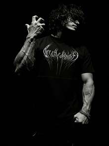 RISE LYT 男士休闲时尚街头字母印花落肩宽松运动T恤，夏季 - 黑色 - 查看 4