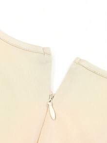 Franclia Women's Solid Color Deep V-Neck Ruched Waist Elegant Short Dress, Suitable For Dates And Parties - Champagne - View 5