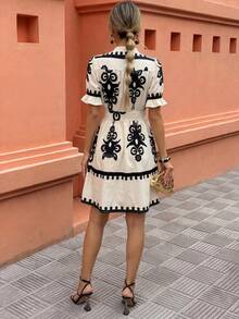 Elenzga 女士休闲花卉印花 V 领收腰连衣裙 - 彩色 - 查看 2