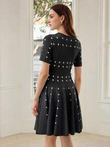 MOTF PREMIUM VESTIDO MINI DE PUNTO DE MANGA CORTA ELEGANTE PARA CITAS, PRIMAVERA/VERANO PARA MUJER - Blanco y Negro - Ver 3