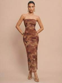 Chiquease 女士性感印花褶皱修身抹胸连衣裙，侧开衩设计，适合夏季穿着。 - 咖啡 - 查看 6