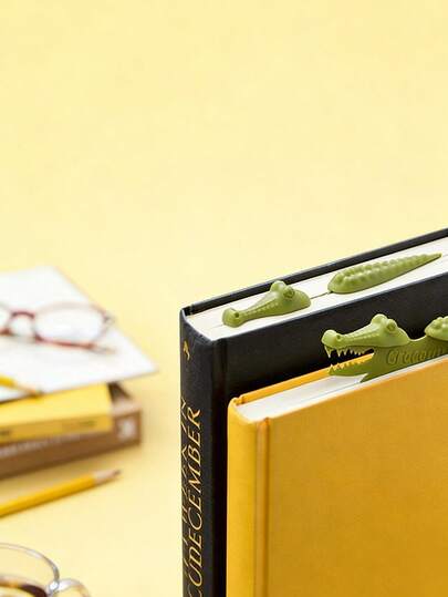 Joivida 1pc/2pcs Back To School Bookmarks Crocodile Shape, Cute Animal Page Markers For Book Lovers Readers, Library Home Office Supplies