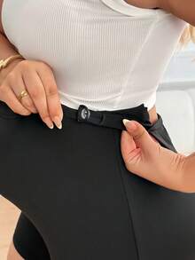 Plussiva 孕妇加大码纯色可调节腰围休闲短裤 - 黑色 - 查看 6
