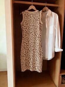 Resyla Women's Spring/Summer New Arrival Bestselling Leopard Print Pattern Round Neck Fitted Camisole Dress - Multicolor - View 2