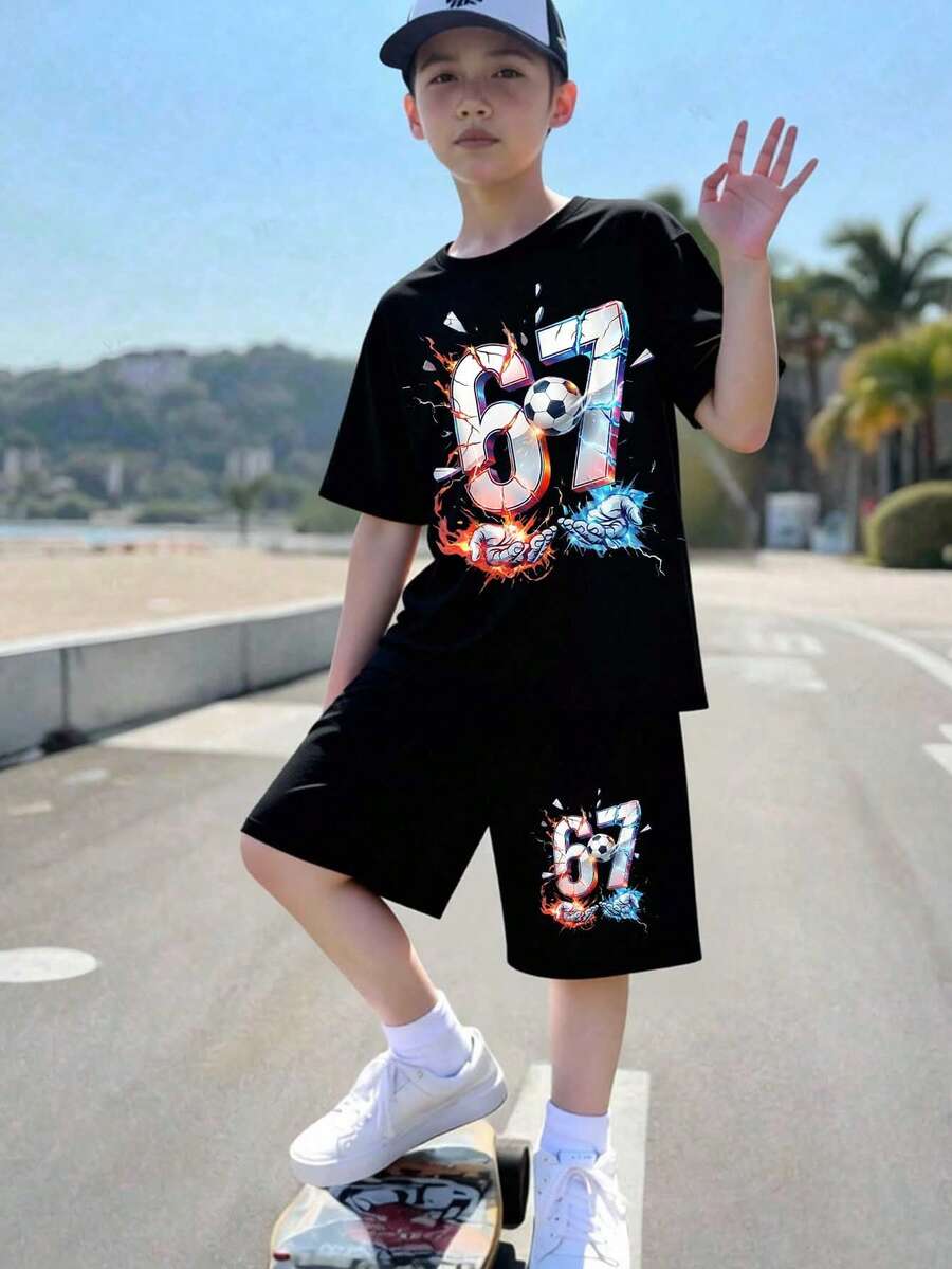 2件套男童休闲创意做旧67图案冰元素足球手印短袖T恤和短裤套装，适合春、夏、秋季日常穿着，舒适百搭。 - 黑色 - 查看 1