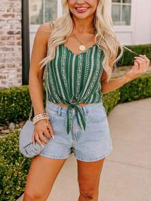 Màu xanh lá cây đậm